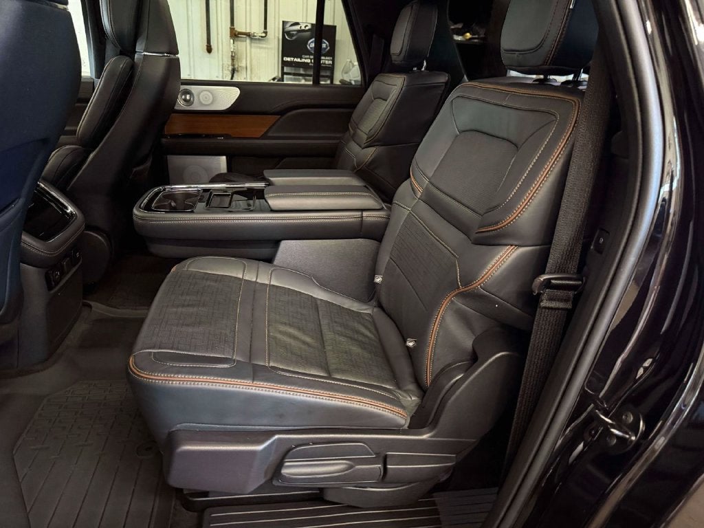 2023 Lincoln Navigator L Black Label
