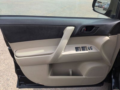 2010 Toyota Highlander Base