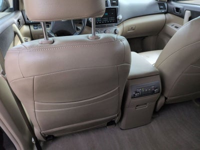 2010 Toyota Highlander Base