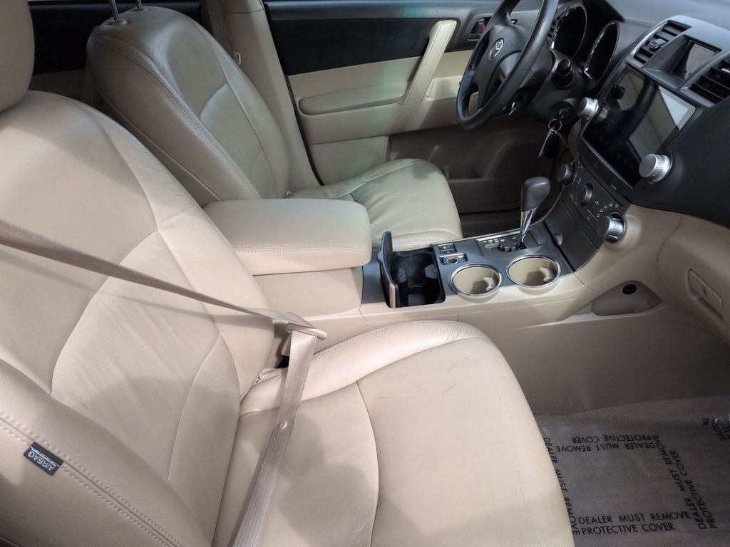 2010 Toyota Highlander Base
