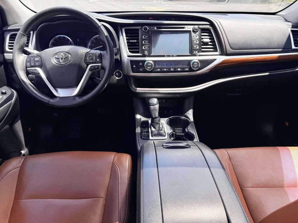 2019 Toyota Highlander Limited Platinum