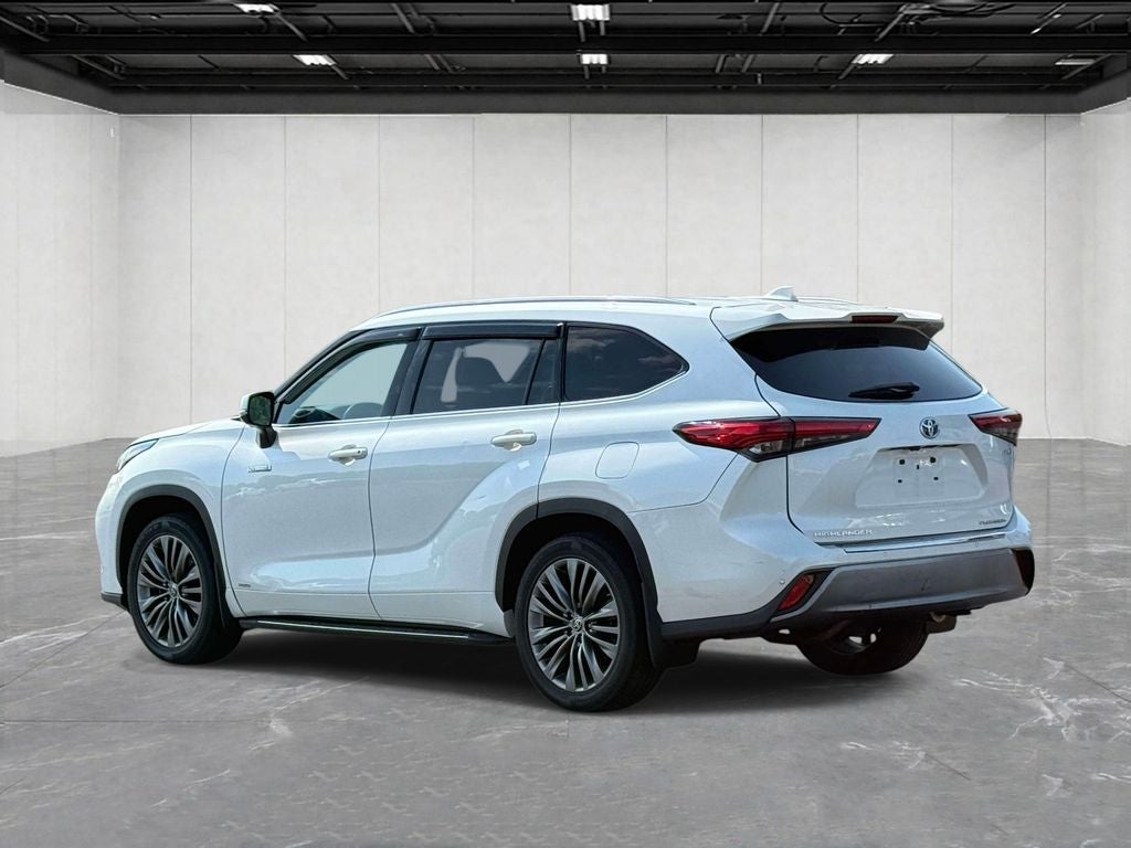 2021 Toyota Highlander Hybrid Platinum