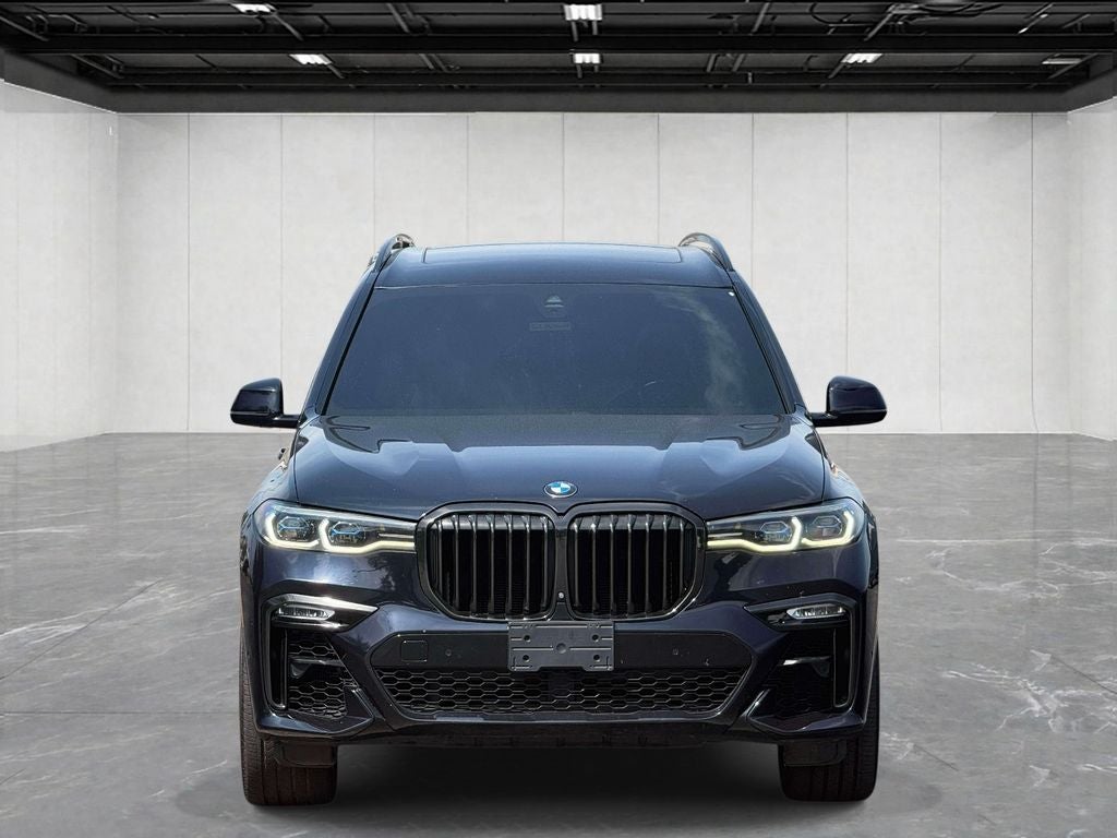 2021 BMW X7 M50i