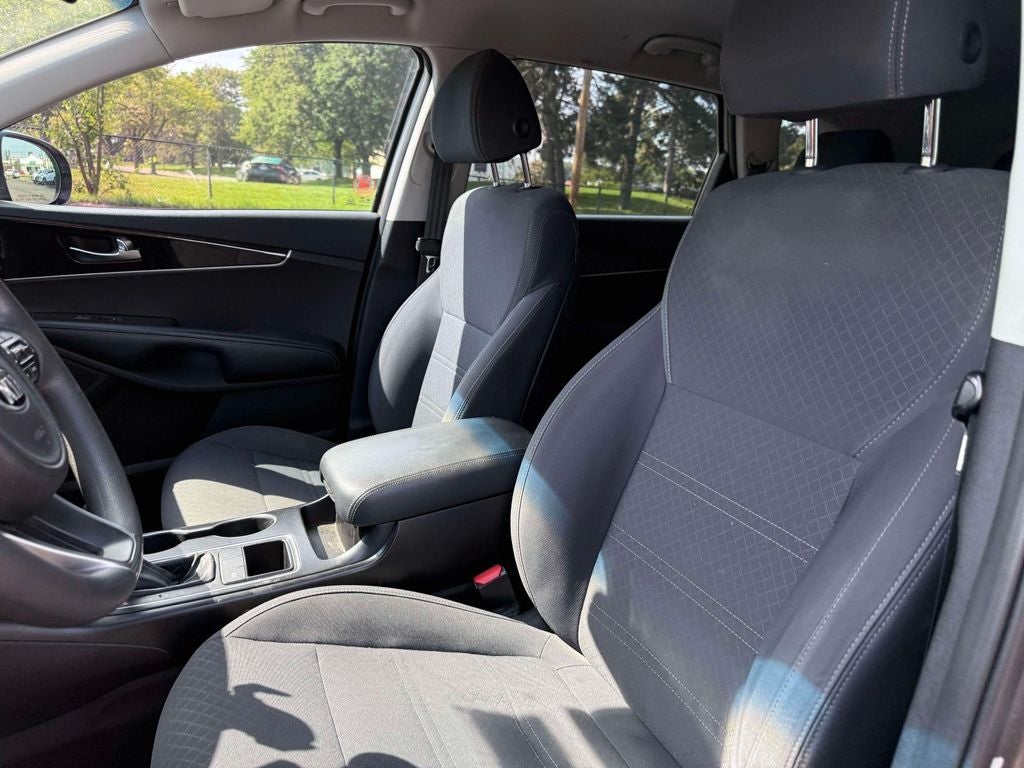 2018 Kia Sorento LX