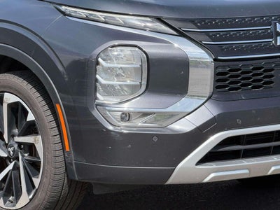 2024 Mitsubishi Outlander SE Black Edition
