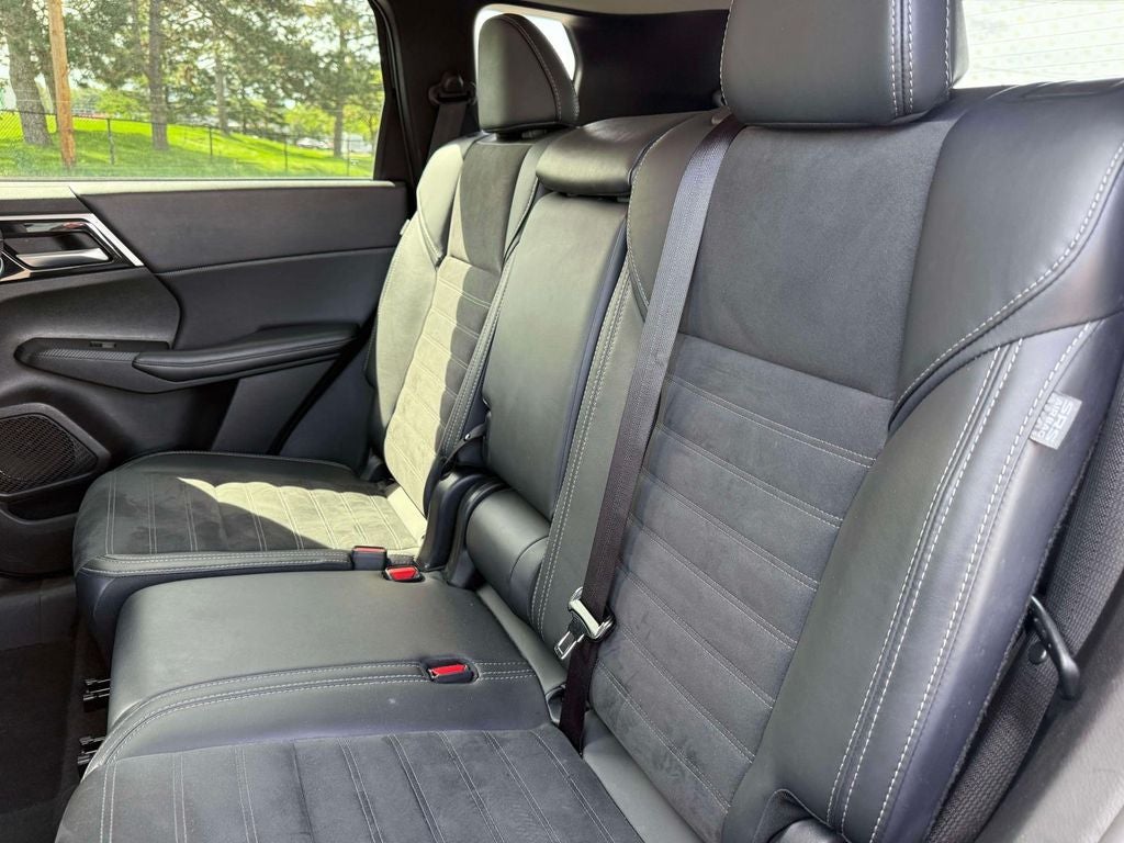 2024 Mitsubishi Outlander SE Black Edition