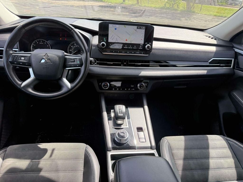 2024 Mitsubishi Outlander SE Black Edition