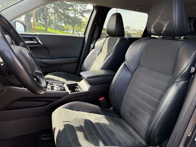 2024 Mitsubishi Outlander SE Black Edition