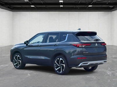 2024 Mitsubishi Outlander SE Black Edition