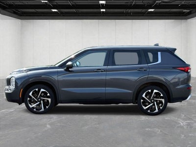 2024 Mitsubishi Outlander SE Black Edition