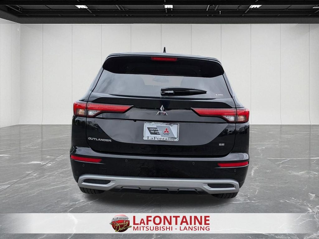 2024 Mitsubishi Outlander SE