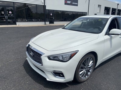 2023 INFINITI Q50 LUXE