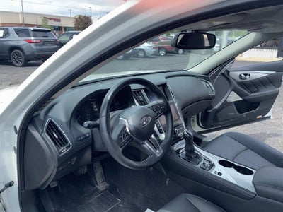 2023 INFINITI Q50 LUXE