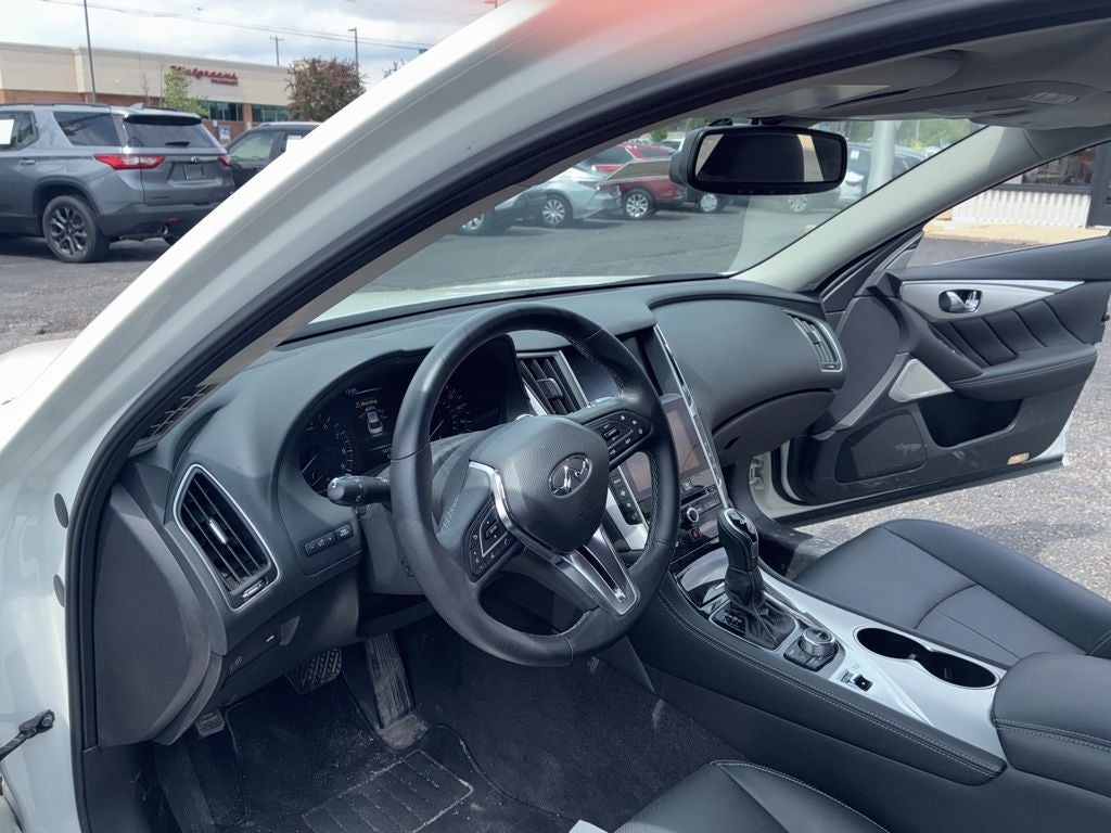 2023 INFINITI Q50 LUXE