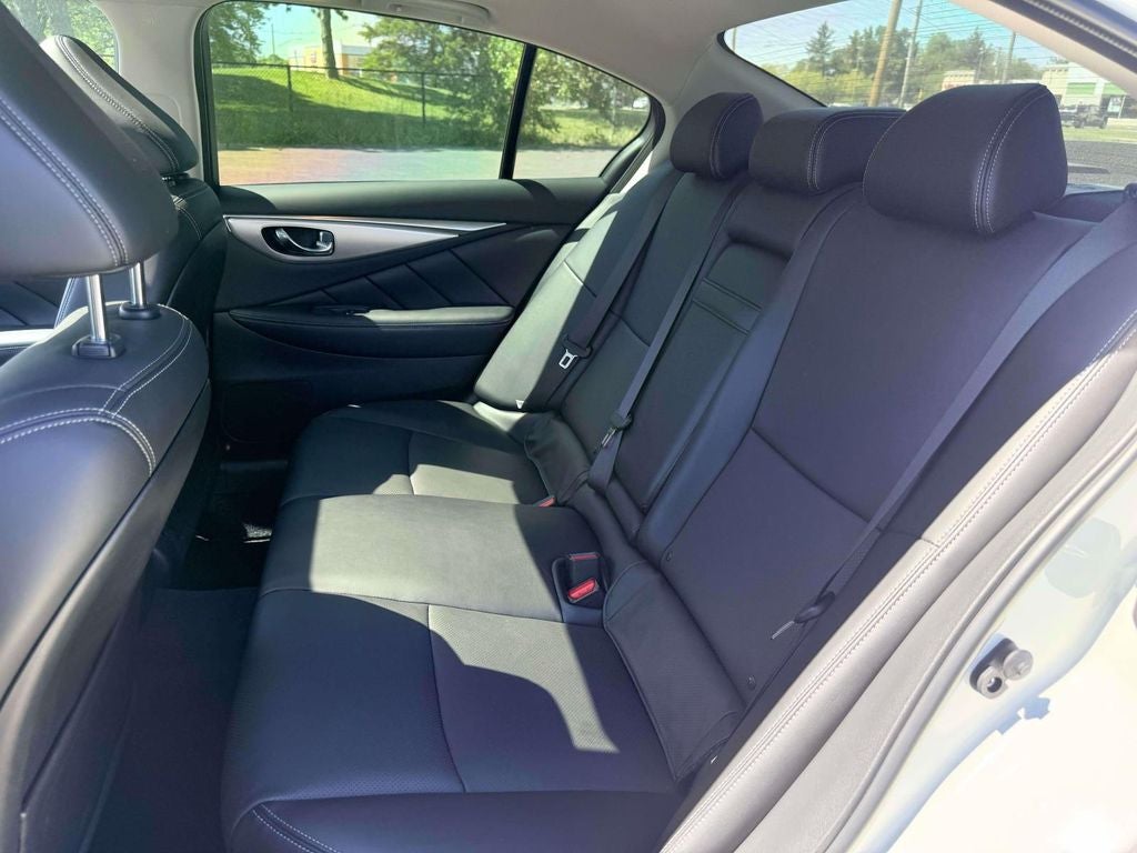 2023 INFINITI Q50 LUXE