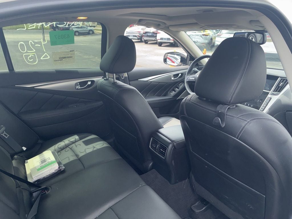 2023 INFINITI Q50 LUXE