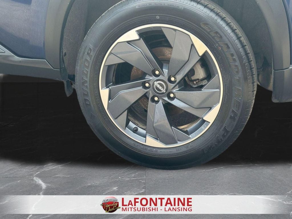 2025 Nissan Rogue SV