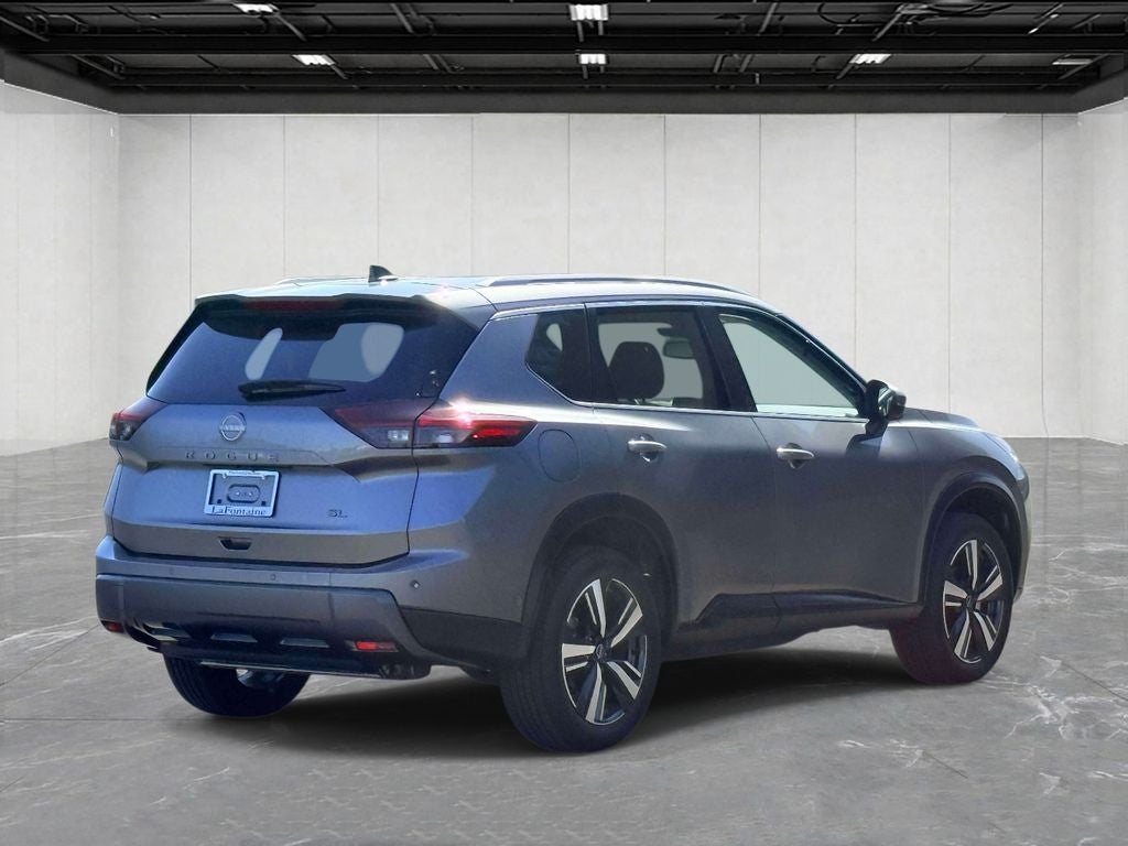 2025 Nissan Rogue SL