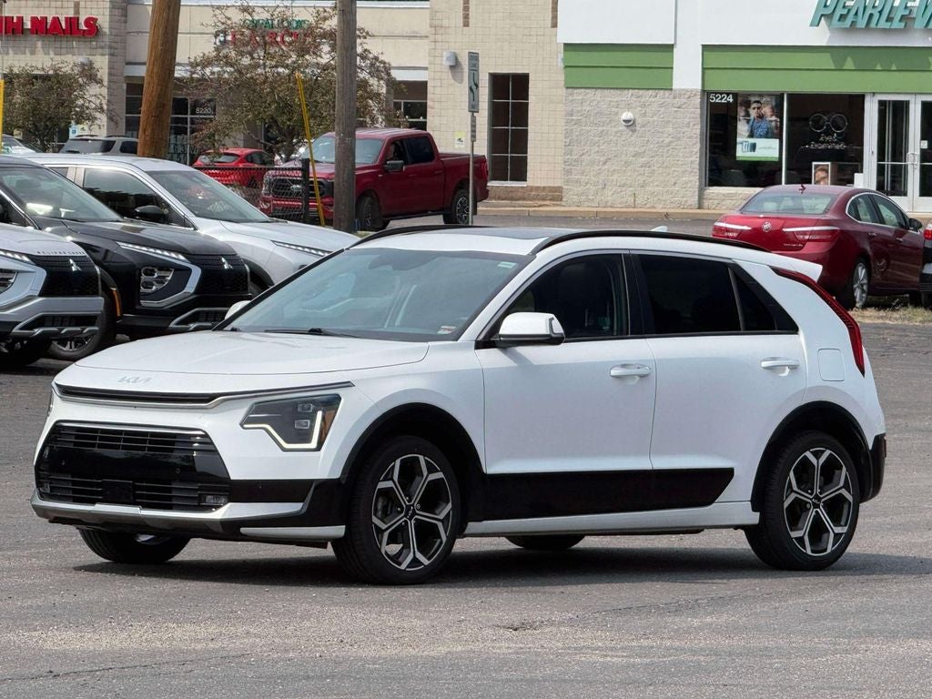2023 Kia Niro SX Touring