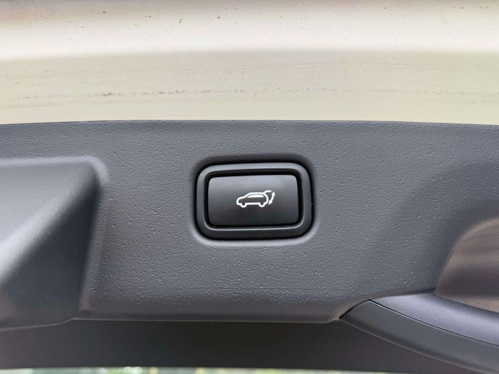 2023 Kia Niro SX Touring