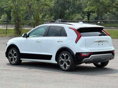 2023 Kia Niro SX Touring