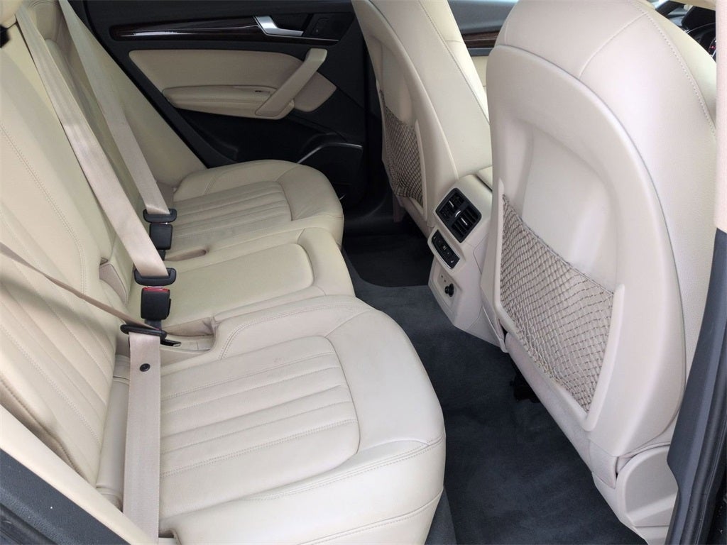 2020 Audi Q5 45 Premium Plus quattro