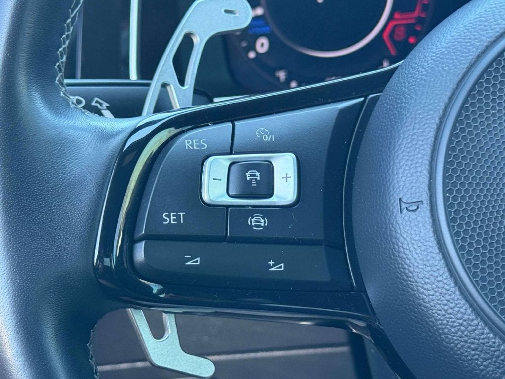 2019 Volkswagen Golf R DCC & Navigation 4Motion
