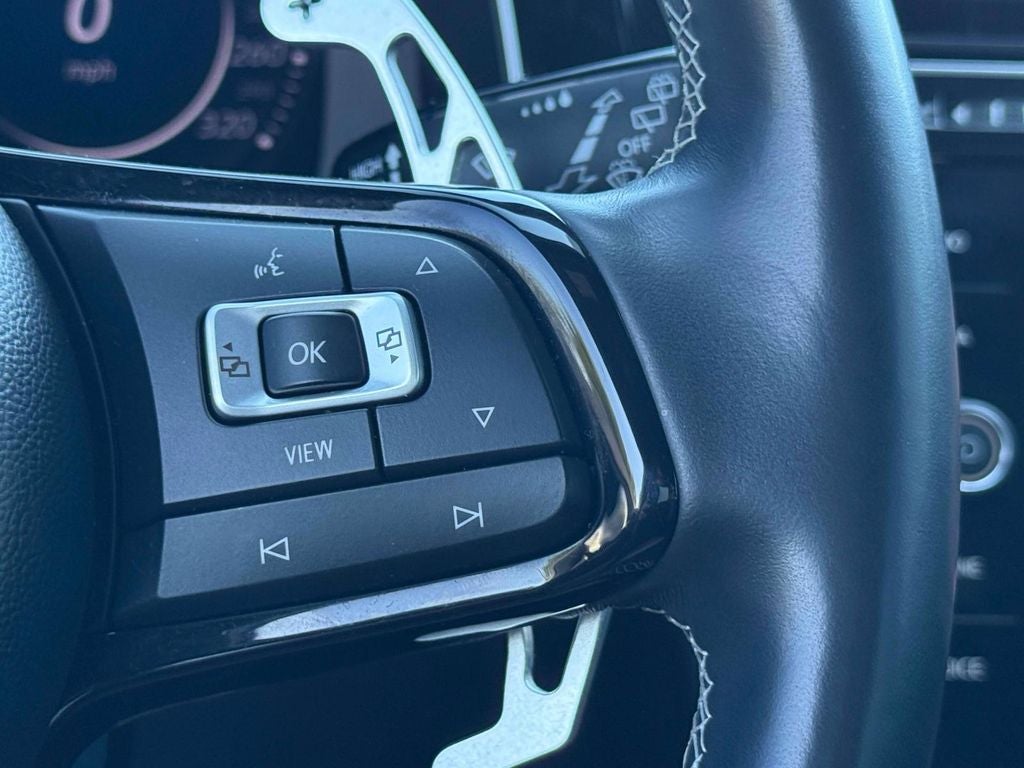 2019 Volkswagen Golf R DCC & Navigation 4Motion