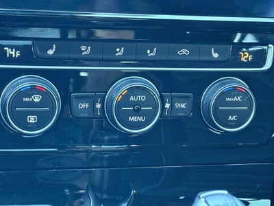 2019 Volkswagen Golf R DCC & Navigation 4Motion